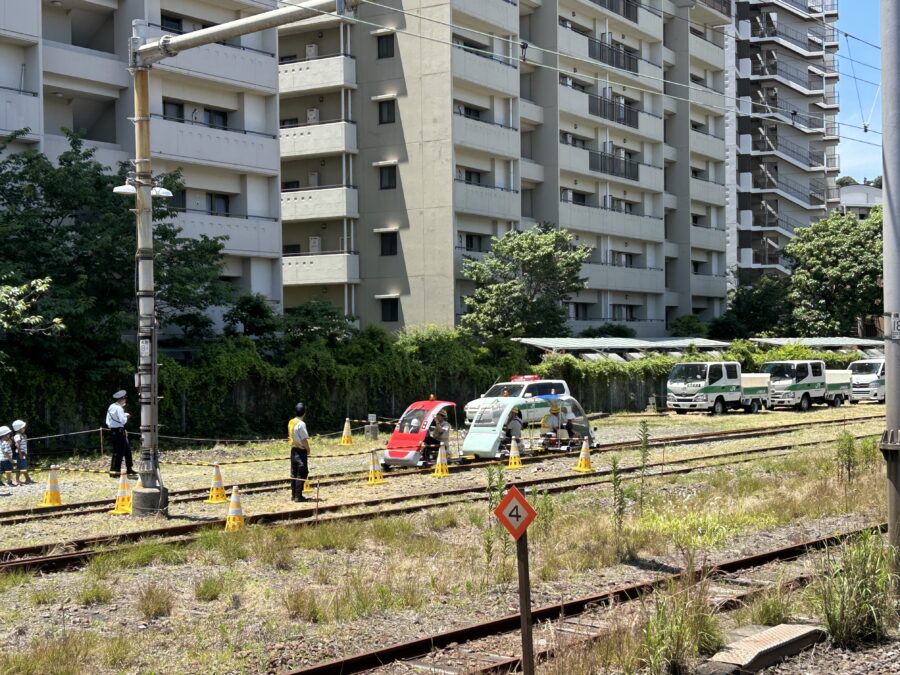 JR横須賀駅保守基地