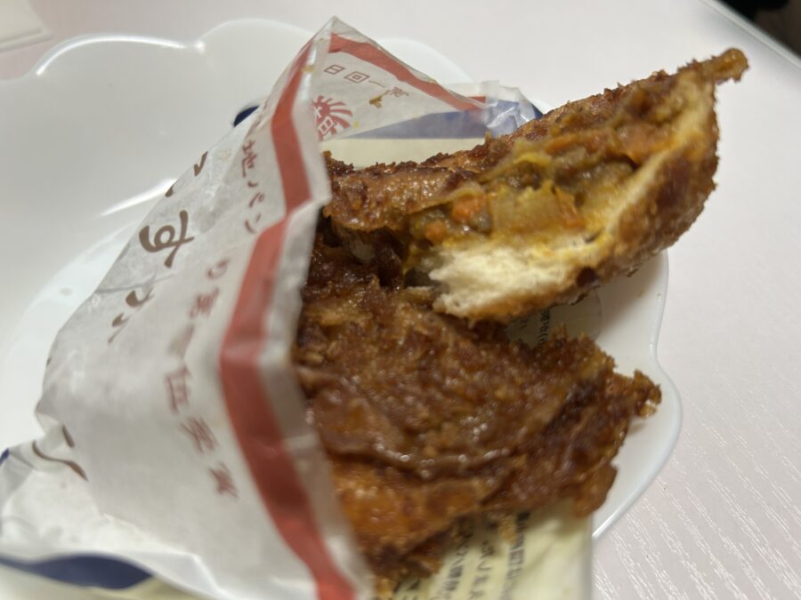 よこすかYYのりものフェスタ2025　ヴェルニー公園　軽食・お土産ゾーン　宝塔ベーカリー　横須賀海軍カレーパン