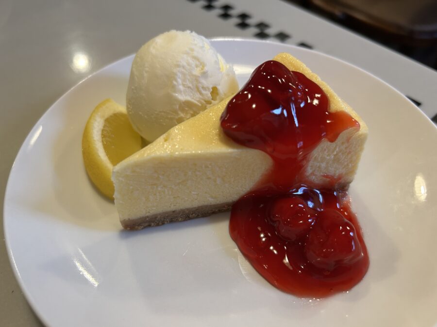 YOKOSUKA Shell(シェル) ヨコスカチェリーチーズケーキ