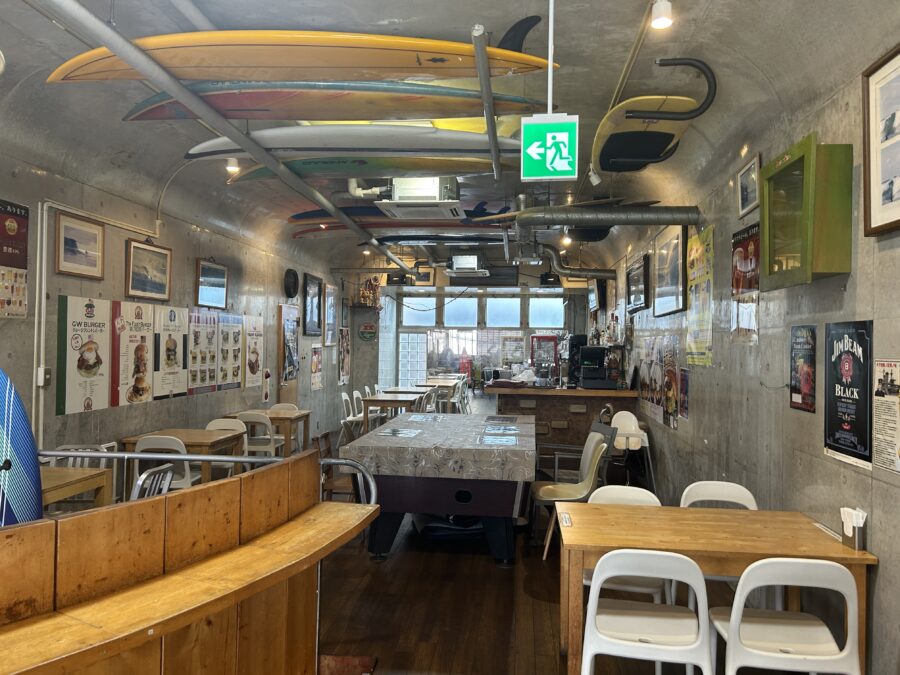 TSUNAMI　店内2階