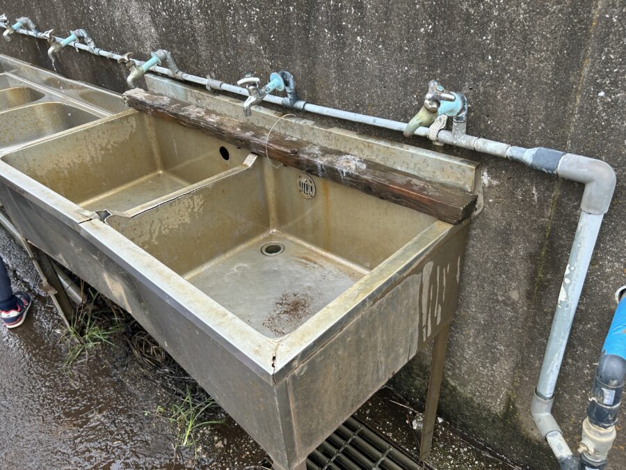 津久井浜観光農園 いも掘り 水道